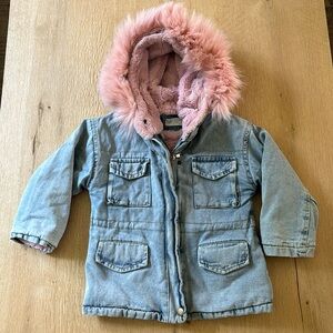 Girl’s Pink Faux Fur lined Denim Jacket Size 5 GUC